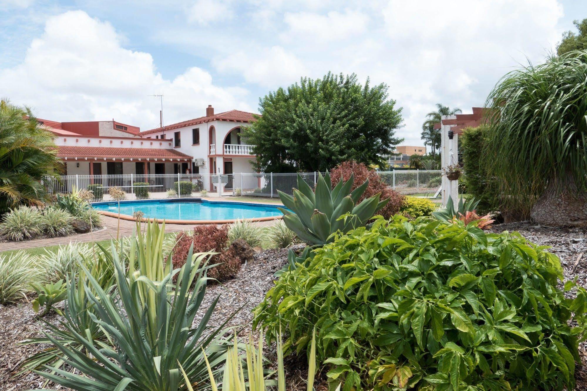 Bundaberg Spanish Motor Inn Εξωτερικό φωτογραφία